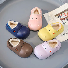 Pantufa Infantil com Forro de Pelúcia Hipo