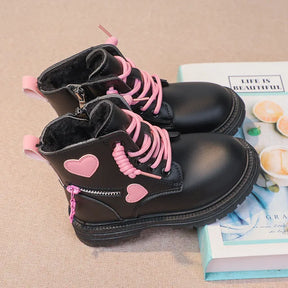 Bota Infantil Feminina em Couro PinkHeart