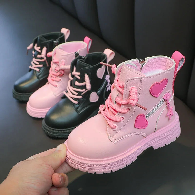 Bota Infantil Feminina em Couro PinkHeart